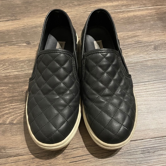 Steve Madden Leather Loafer/flats